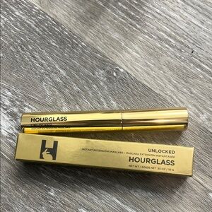 Hourglass Unlocked Mascara Instant Extensions Mascara